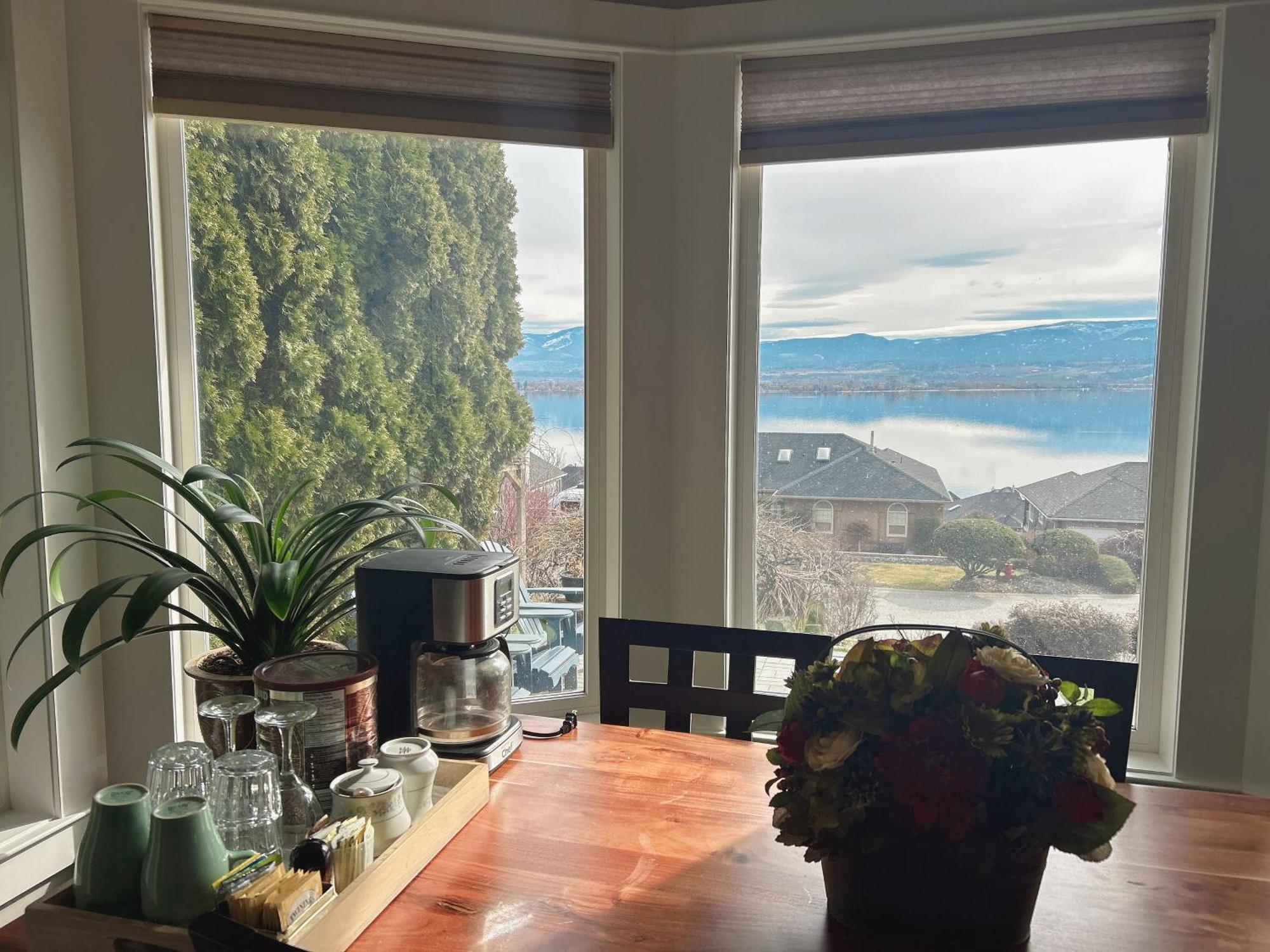 Casa Grande Lakeview House ウェストケロウナ エクステリア 写真